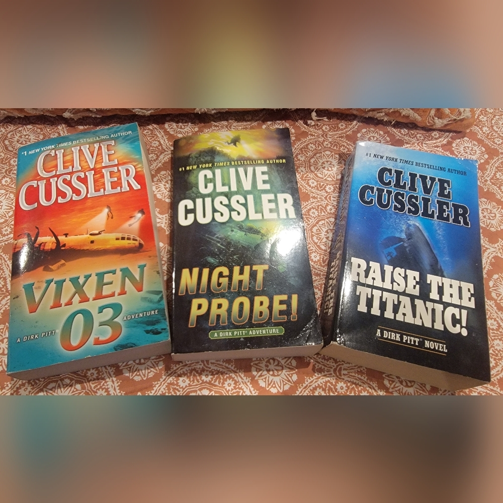 Clive Cussler Adventure Book Set